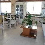 Elenis