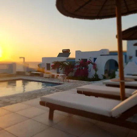 艾丽尼斯一室公寓式酒店 2*