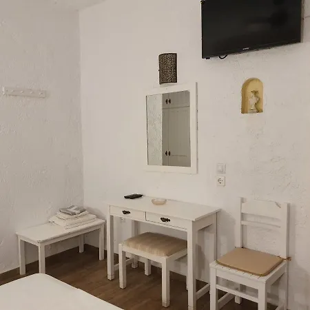 Elenis Aparthotel Arkasa