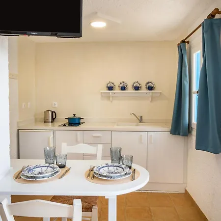 Elenis Apart-hotel Arkasa