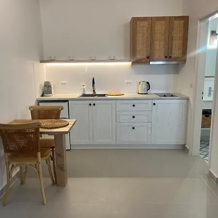 Aparthotel Elenis