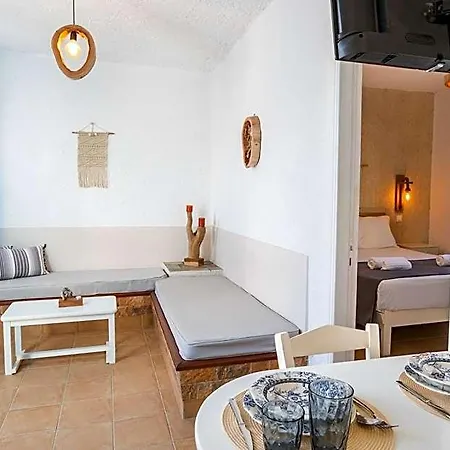 Apart-hotel Elenis