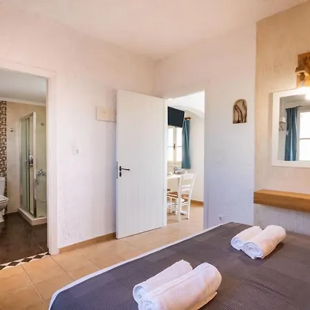 Elenis Hotel de apartamente Arkasa