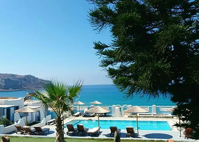 아파트호텔 Elenis 2*